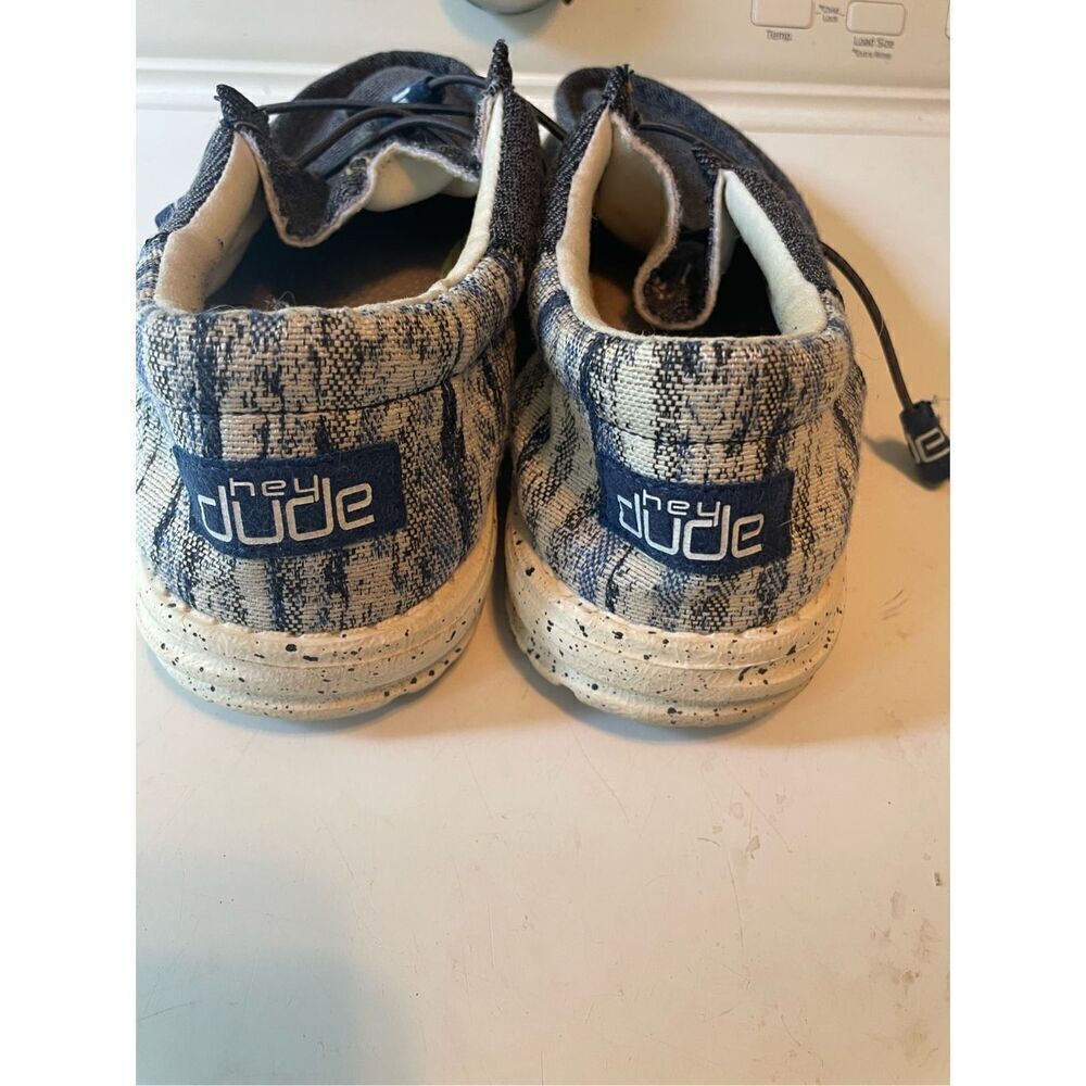 Hey Dude Shoes - Picture 3 of 6